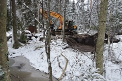 Työpato järven puolelta